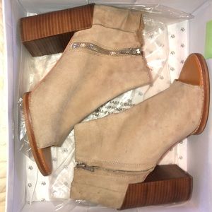 Dolce Vita Booties Open toe